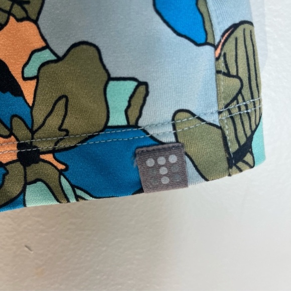 Title Nine Floral Mini Skort - Blue and Green - Picture 3 of 4